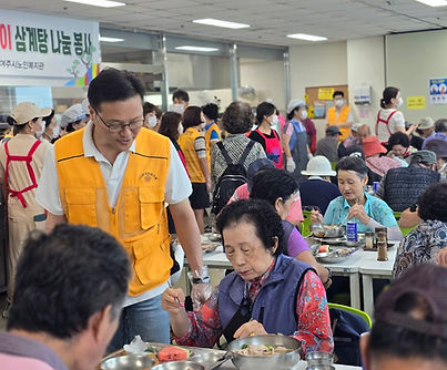 Notice_한국희망연맹 중앙회_여주시노인복지관_무료급식_봉사_02.jpg