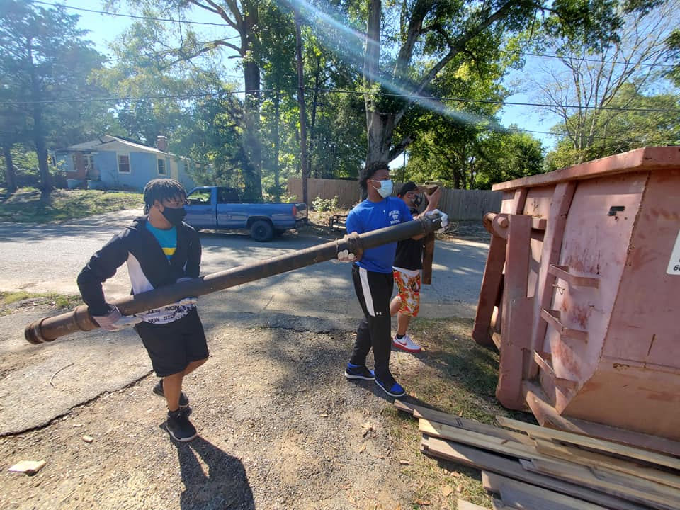 120458428_2739763672912903_7145482889323