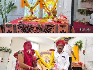 फूलों और फलों से सजे हिंदू पूजा-स्थल और फूलों की माला से सजी तस्वीर पकड़े एक पुरुष और महिला की स्प्लिट इमेज; सुबह 8:21 बजे।