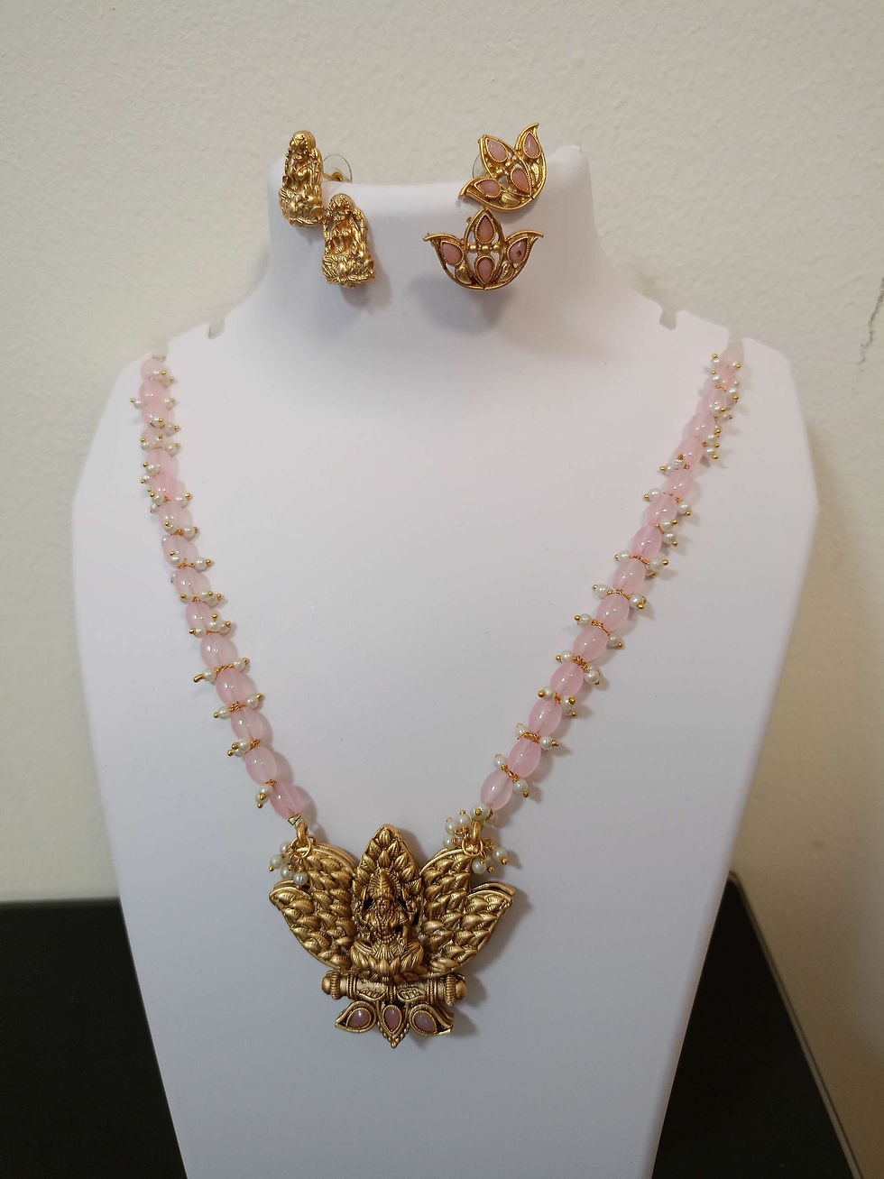 Thumbnail: Reversible Lakshmi -Lotus Pendant Guttapusalu Chain Set 