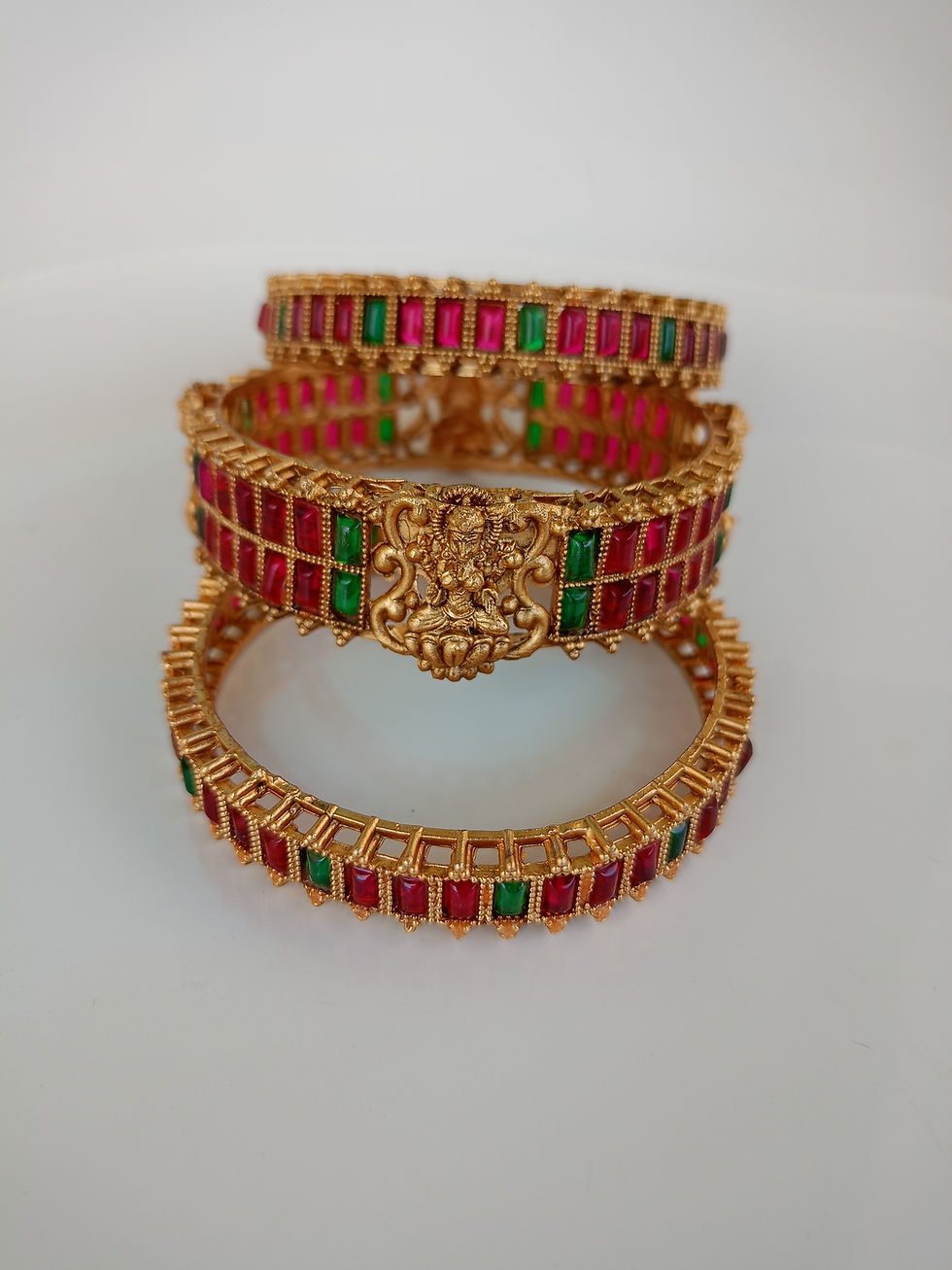 Thumbnail: Antique Nagas Kemp Bangles (set of 3)
