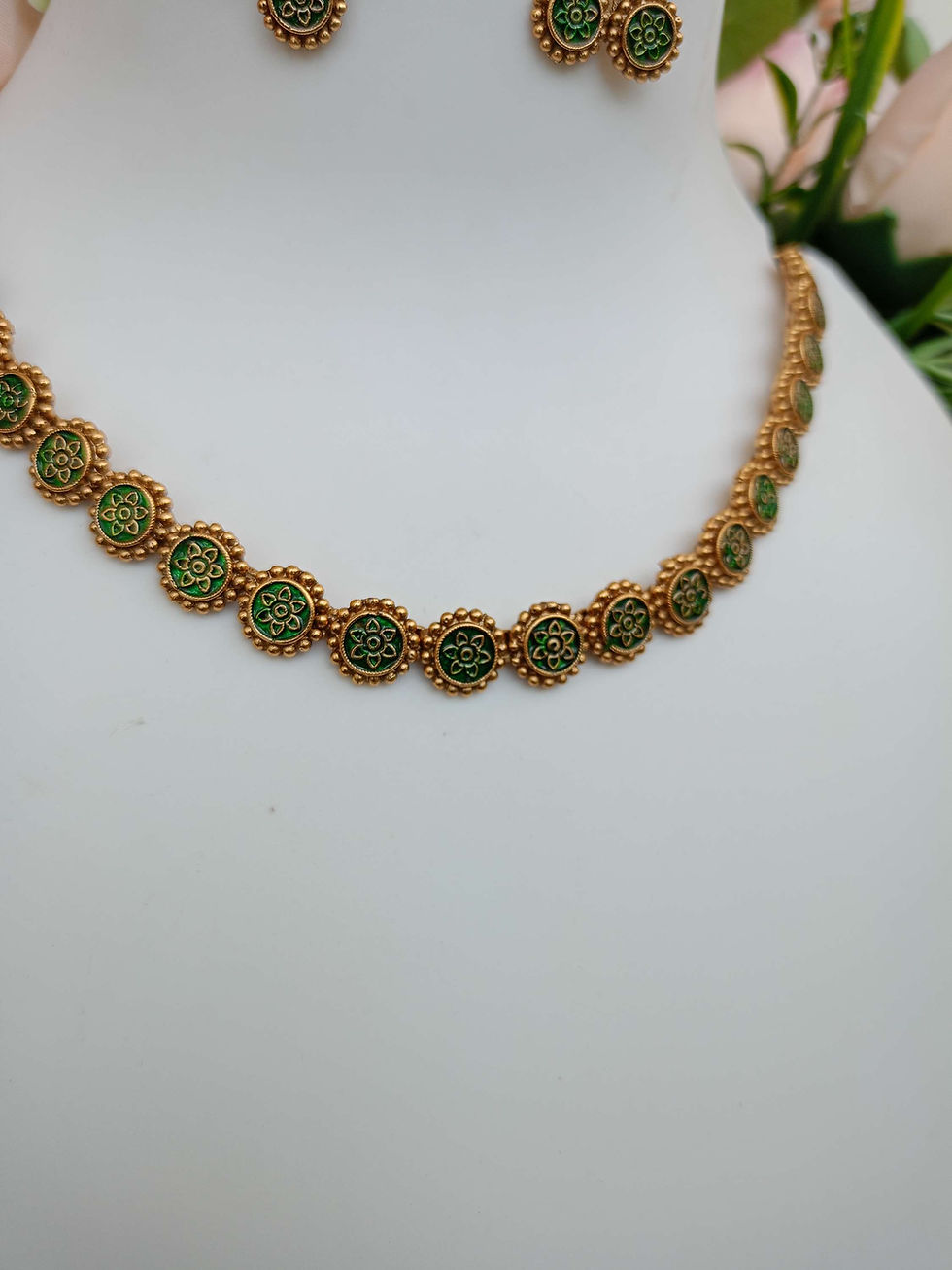 Thumbnail: Antique simple Meenakari Choker Necklace Set 