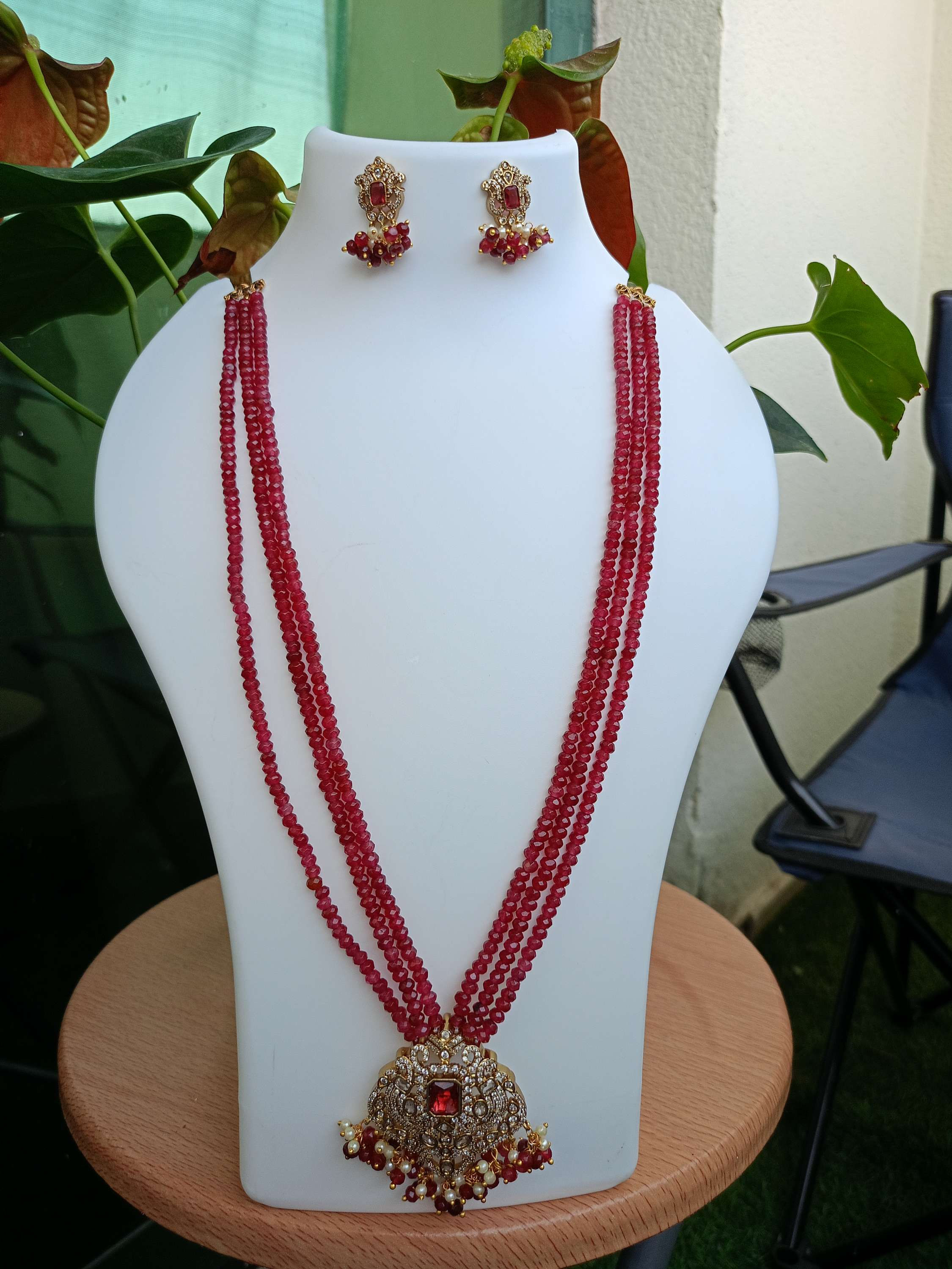 Premium Victorian Pendant Beads Chain Set