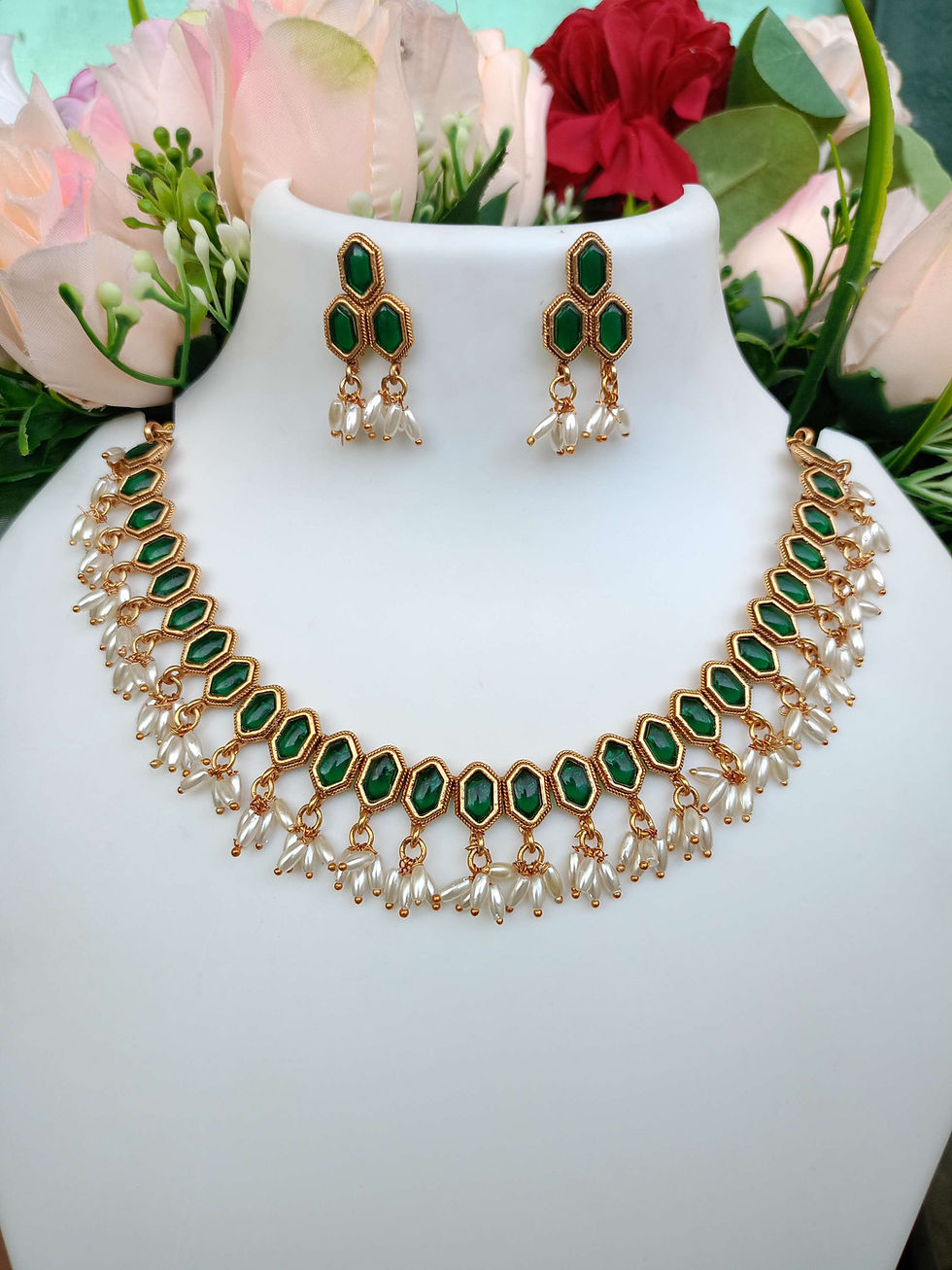 Thumbnail: Hexa Kemp Rice Pearl Guttapusalu Necklace Set 