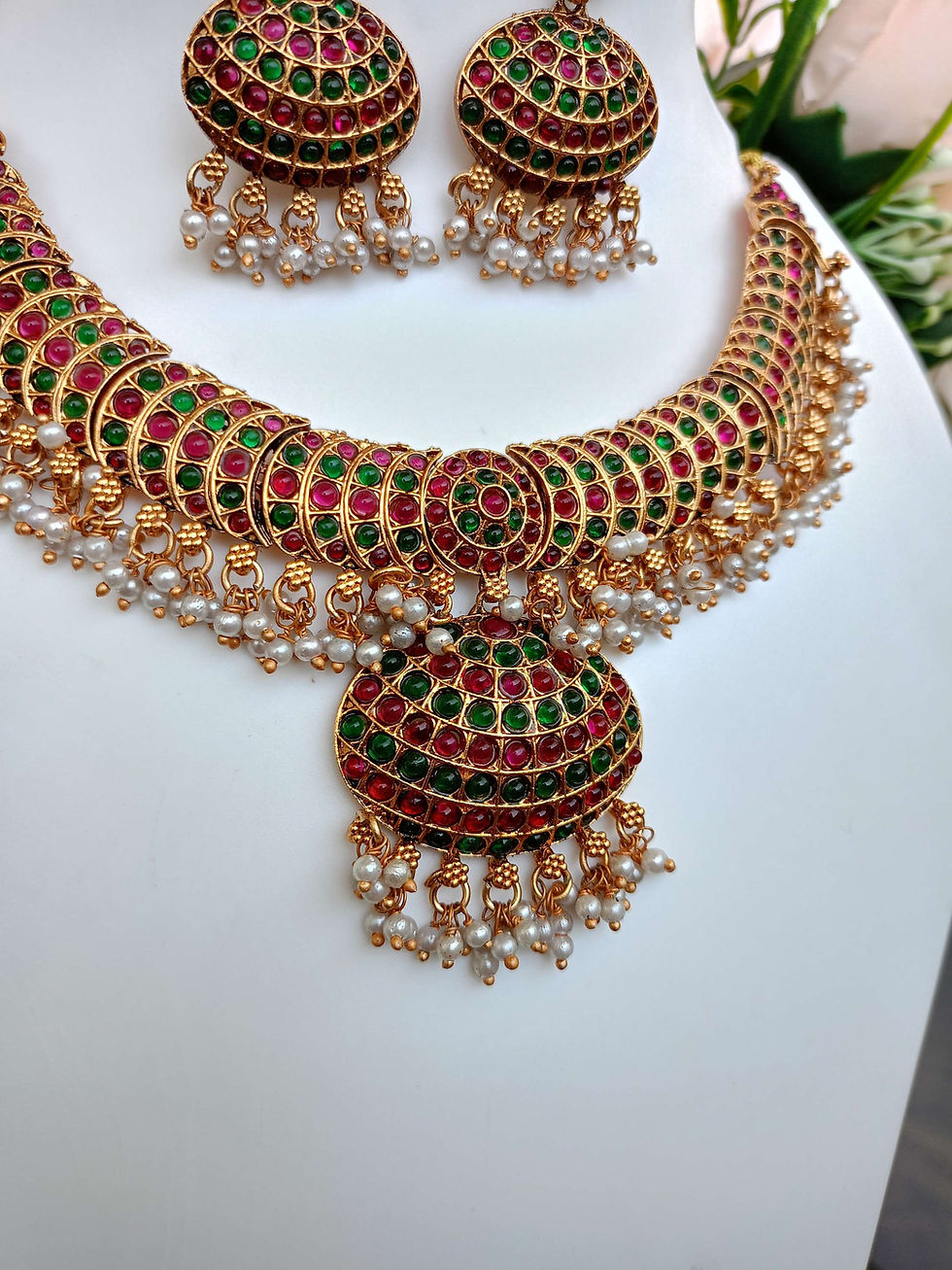 Thumbnail: Traditional Kemp Necklace Set 