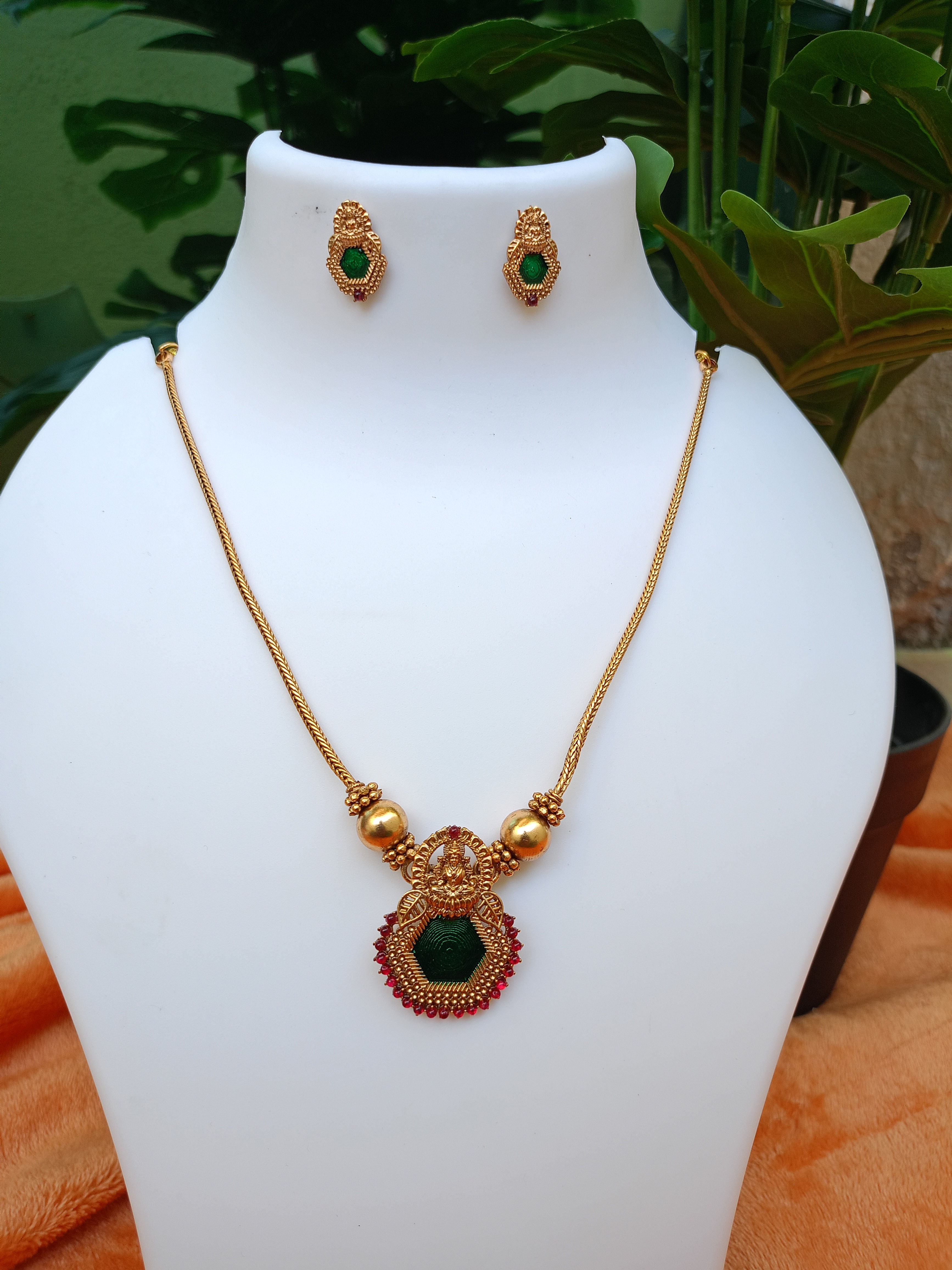 Enamel Hexagon Palakka Lakshmi Pendant Chain Set