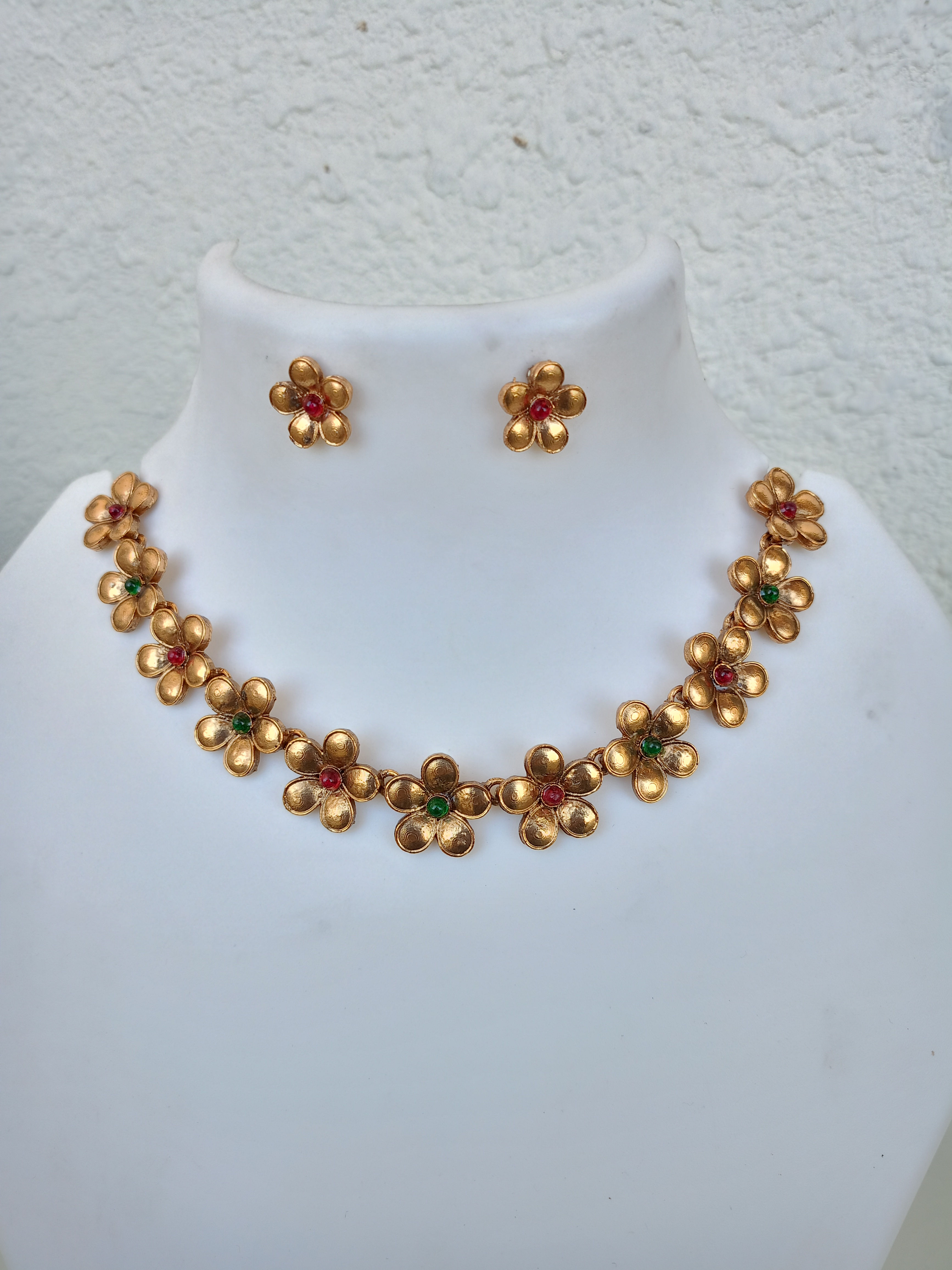Kid's Friendly Antique Flower Choker Necklace Set 