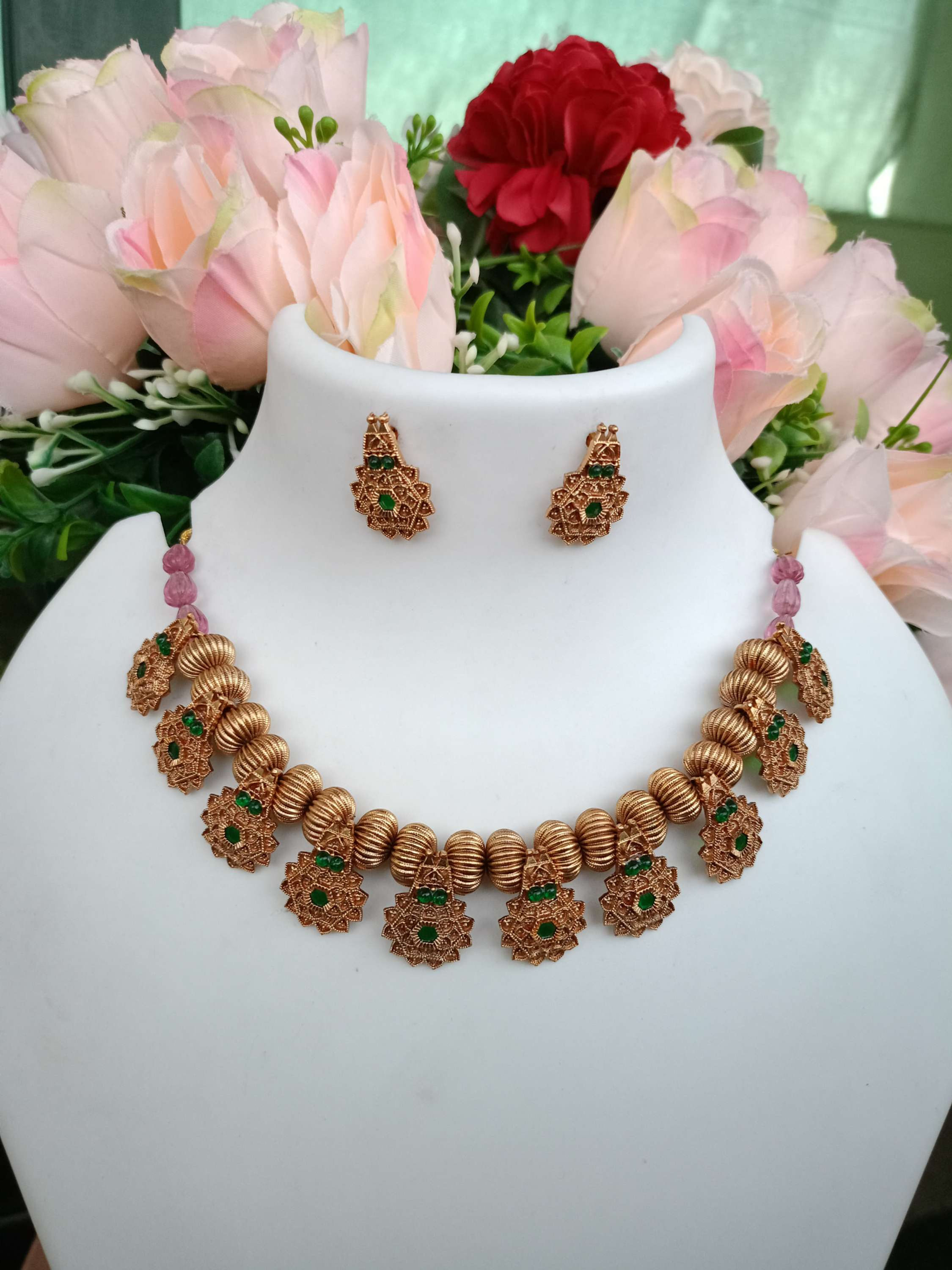 Antique Flower Drops Necklace Set 