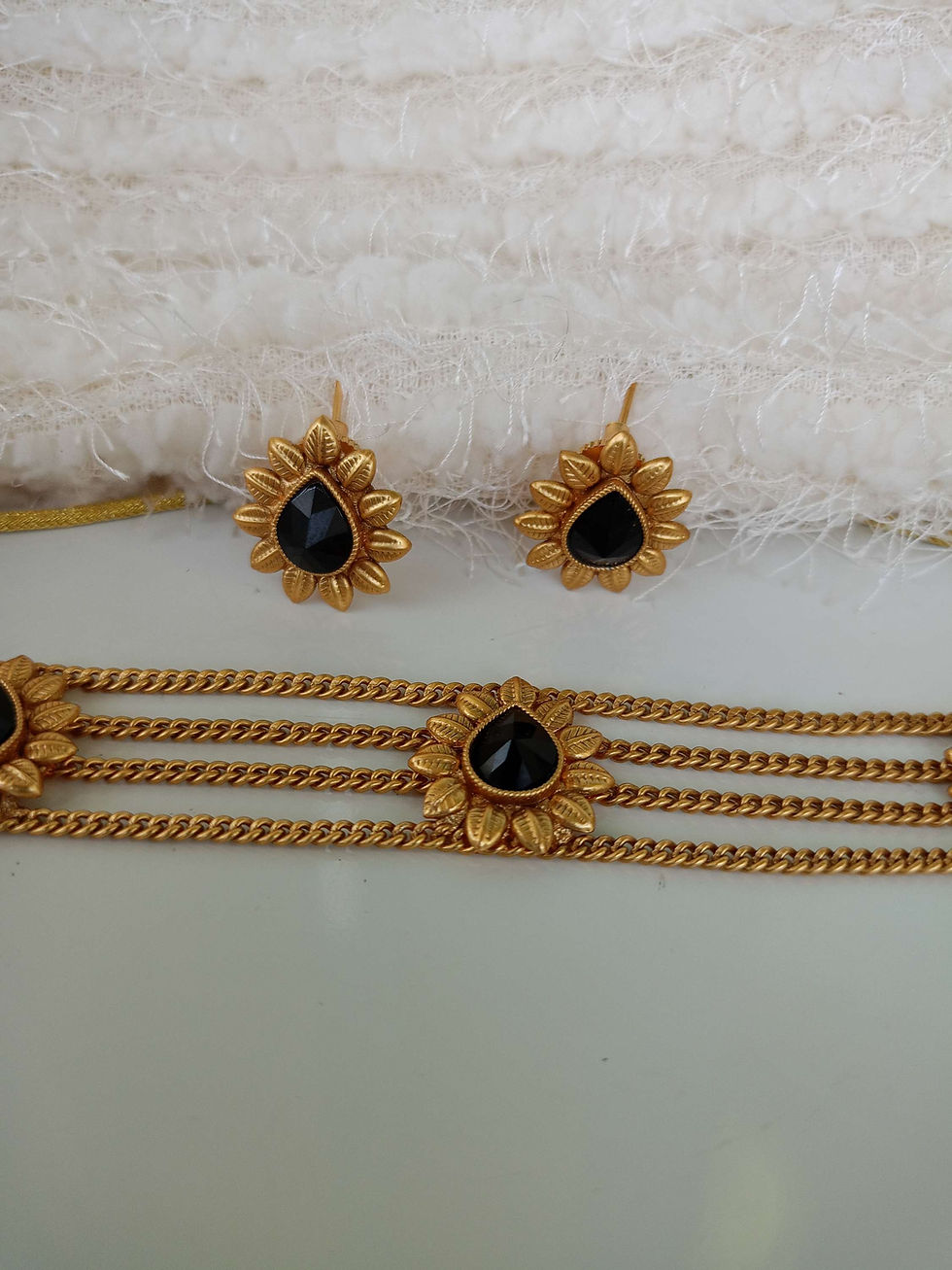 Thumbnail: Antique 4 line Flower Choker Set 