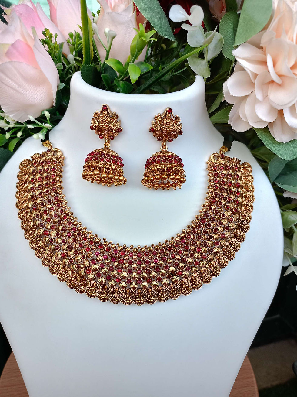 Thumbnail: Bridal Lakshmi Coin Necklace Set 