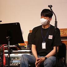69704fa329be7_edited.jpg