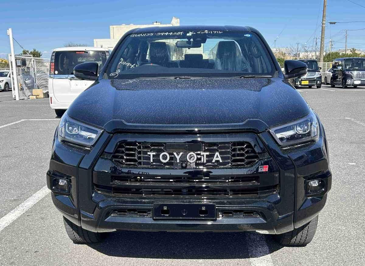 TOYOTA GR SPORT (JAPAN MODEL)