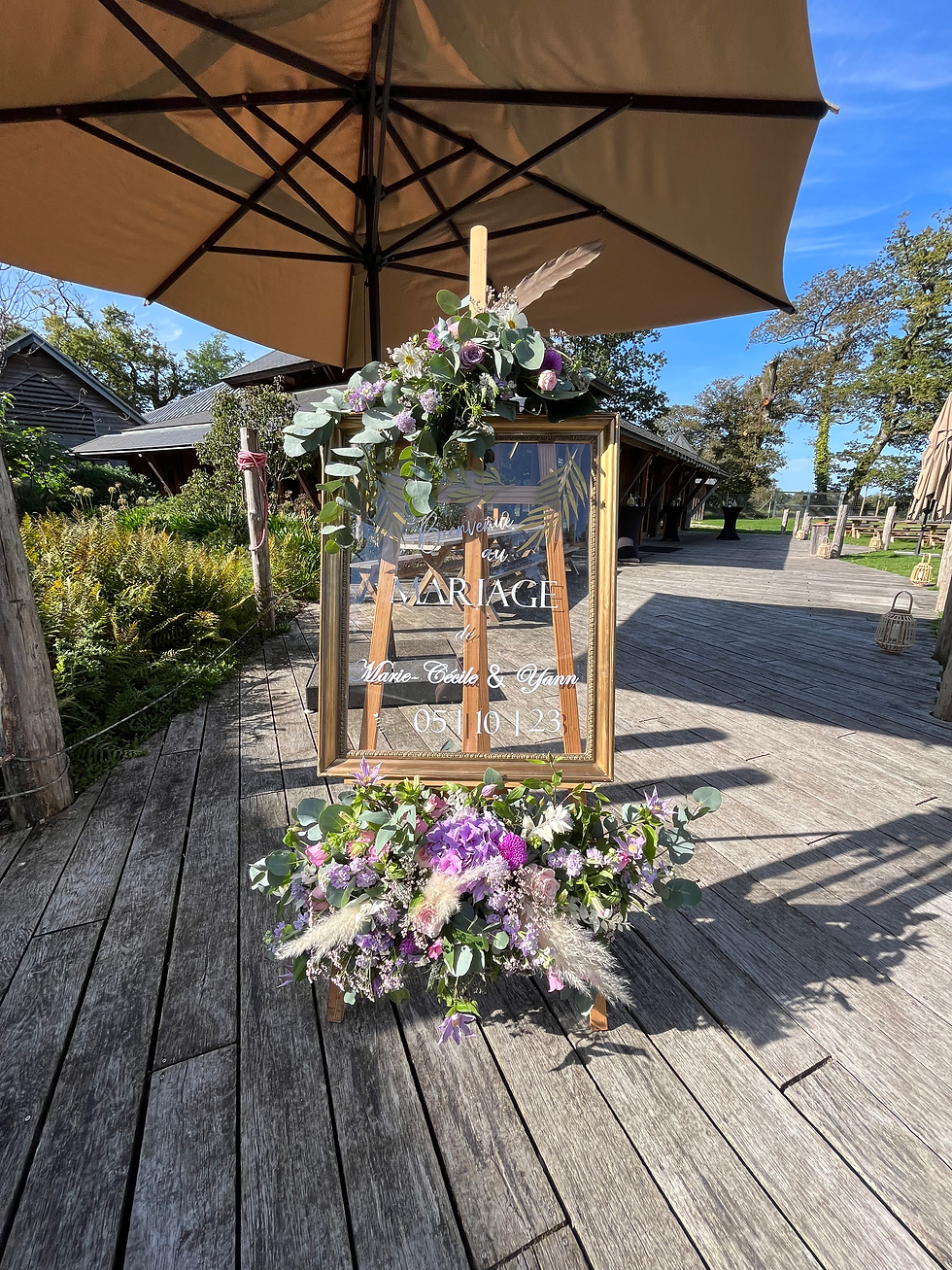 Miniature : Cadre de bienvenue avec bordure en or