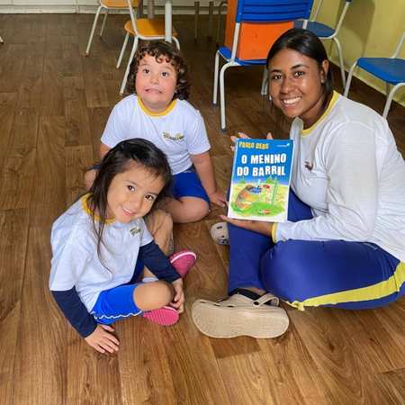 Os benefícios da aula de inglês para o desenvolvimento infantil