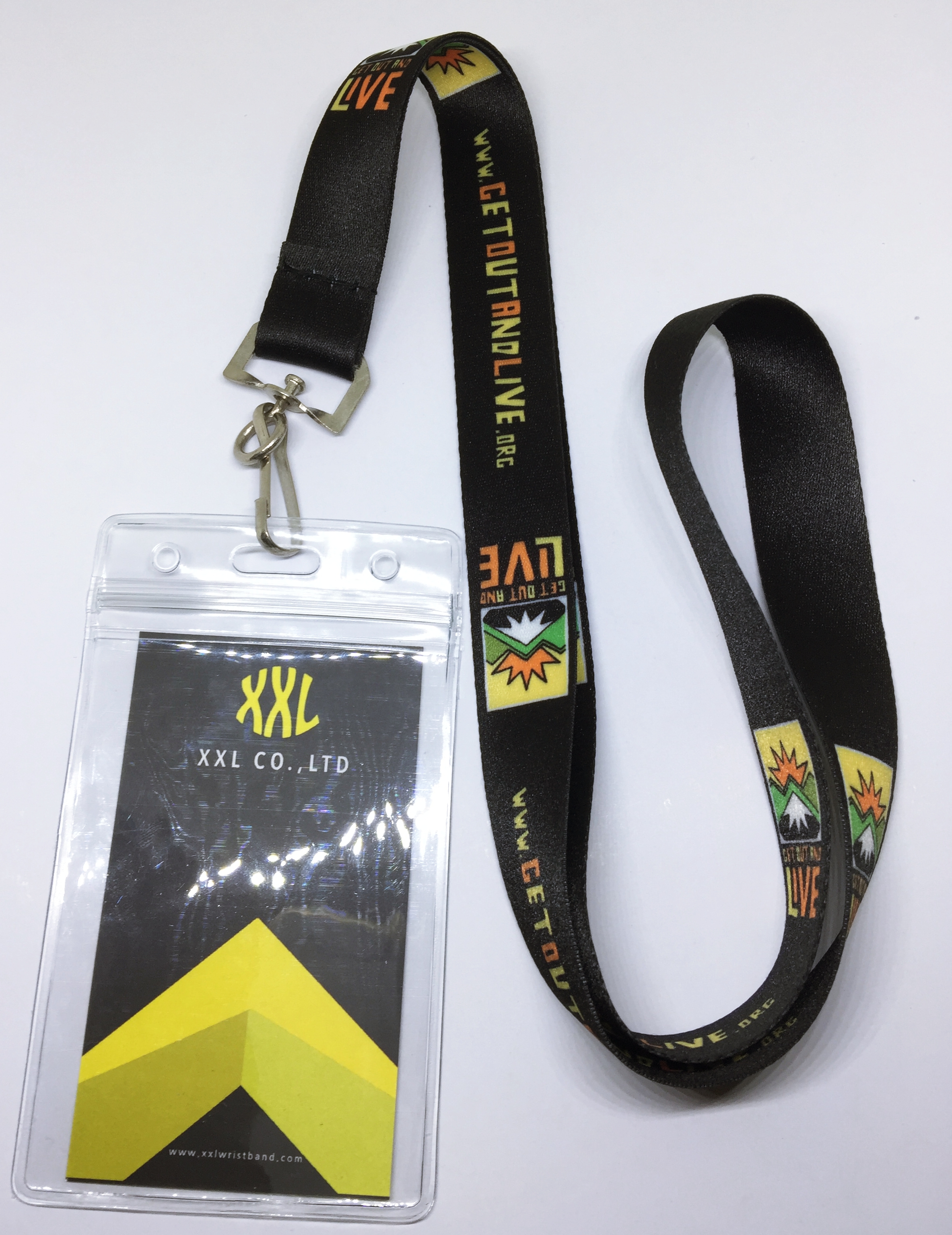 สายคล้องคอผ้าและการ์ดบัตร
