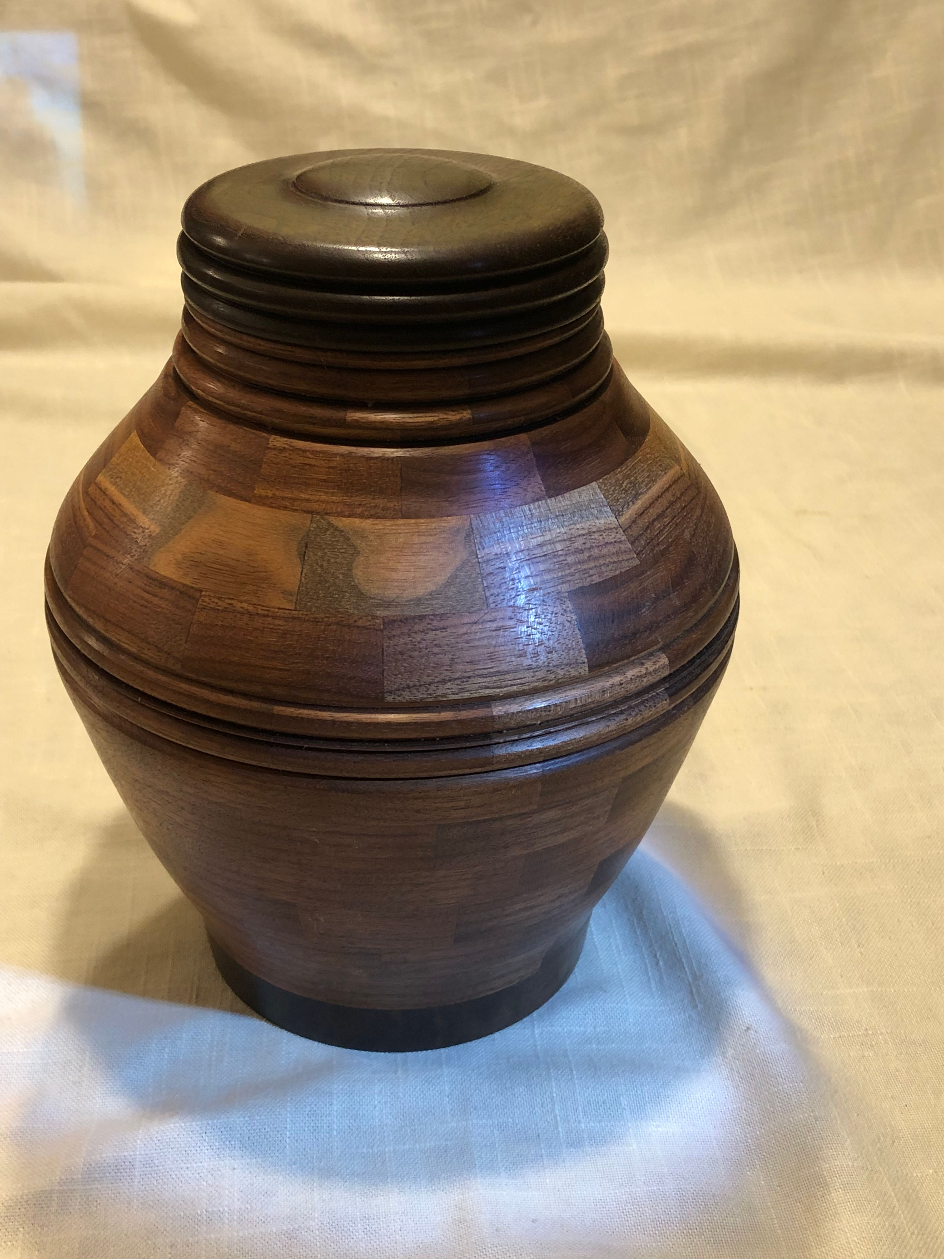 Black Walnut Urn/Cremation Remains Urn