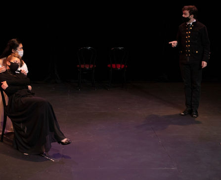 21-Theatre-3_Sisters-1110-WD-1449_edited.jpg