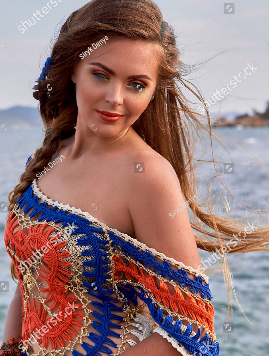 stock-photo-ethnic-fashion-outdoor-photo-of-beautiful-sexy-girl-in-bright-clothes-posing-o