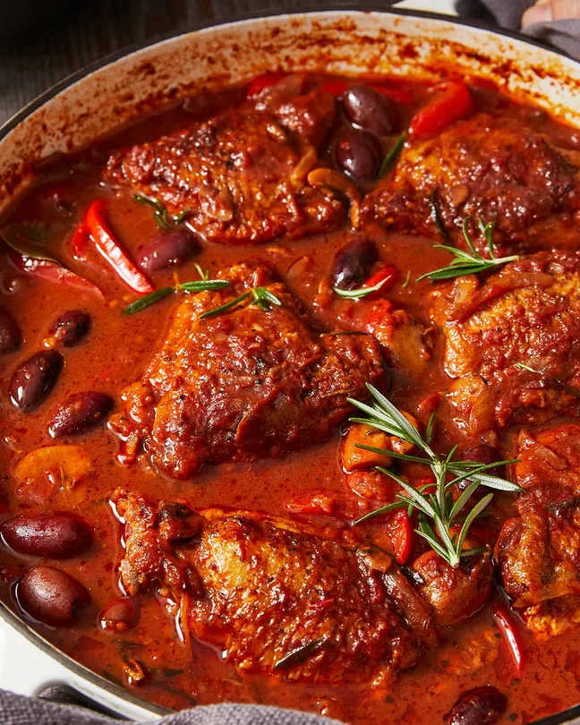 https://www.recipetineats.com/chicken-cacciatore-italian-chicken-stew/