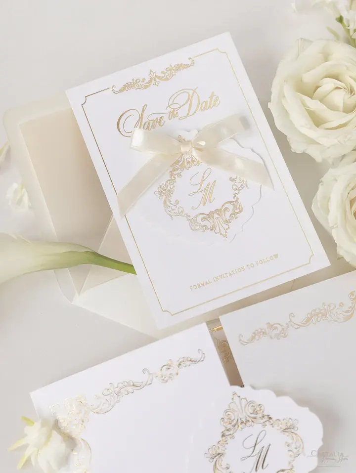 Thumbnail: Gold Luxury Wedding Theme Bridal Box