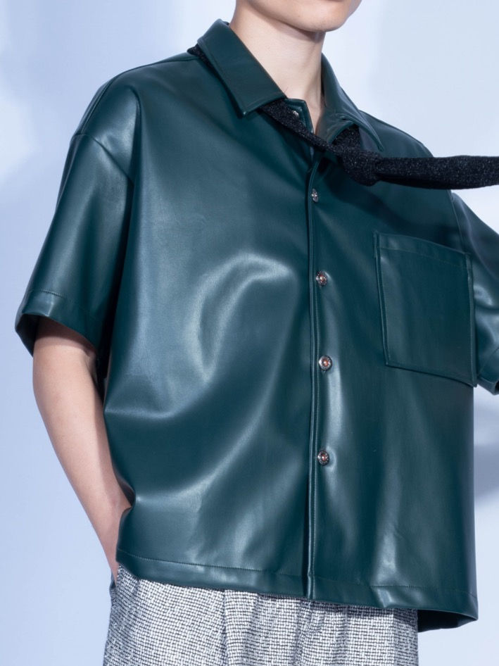 Thumbnail: Leather Boxy Short Shirt