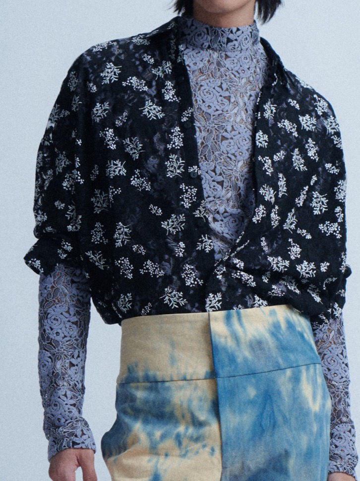 サムネイル： Black Leafy Lace Bulk Shirt