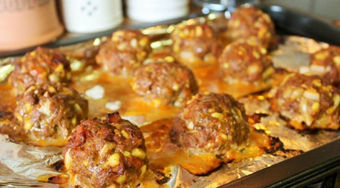 MEATBALLS & SPAGHETTI SAUCE
Banting
