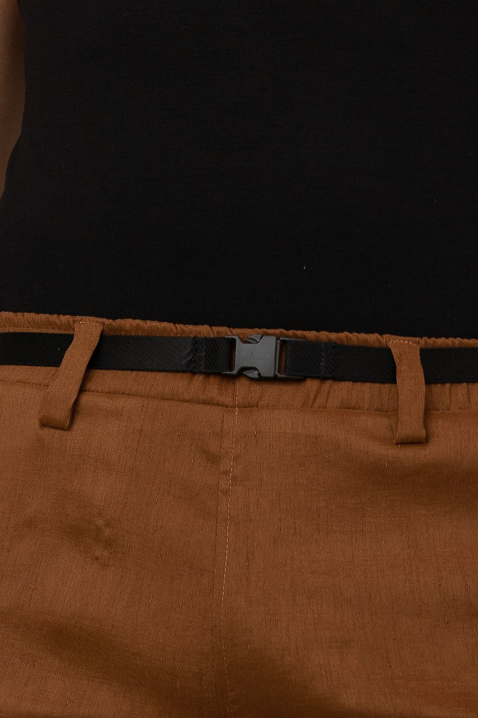 CINTO FINO ENGATE PRETO