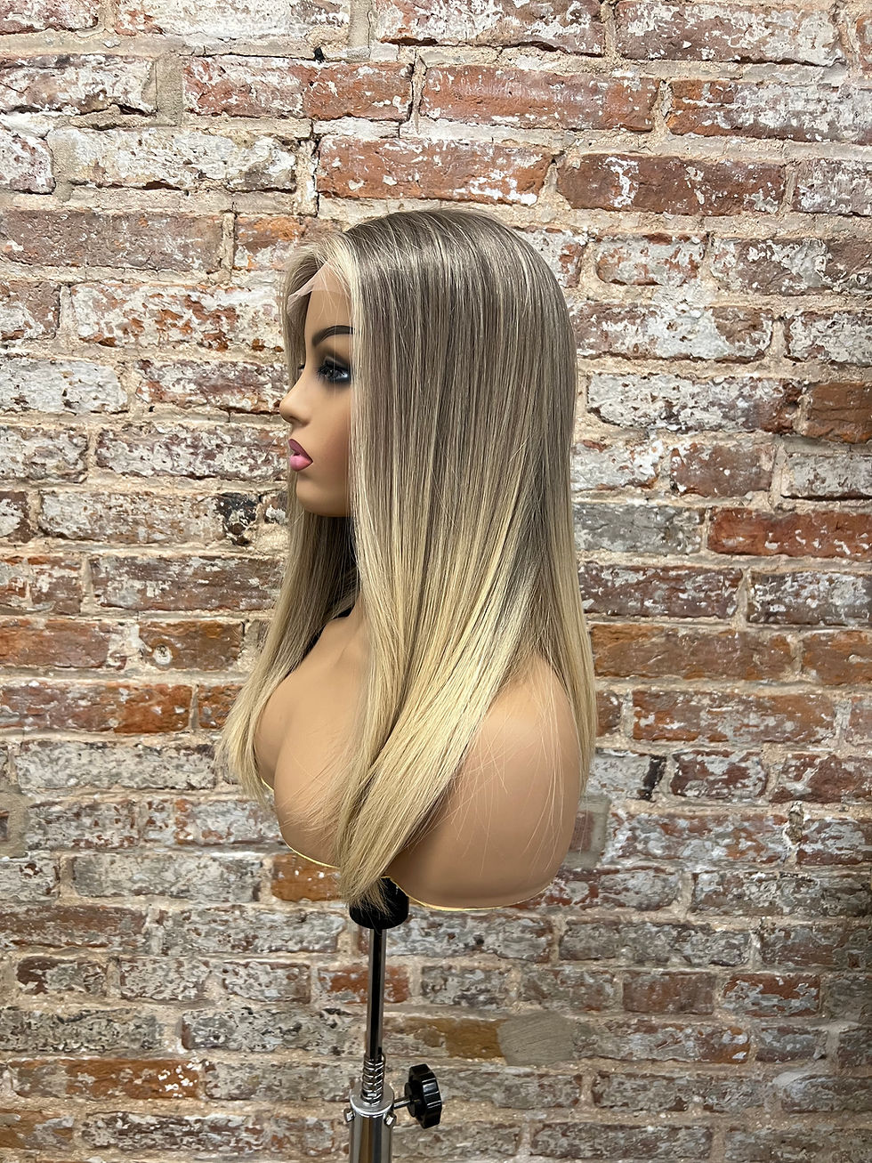 Thumbnail: Pearl Ombre | IntelliLUX, 20”  with money piece human hair wig