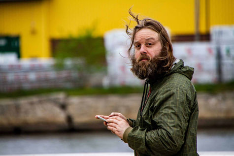 marit-wollan-portrait-bearded-man-wind-.jpg