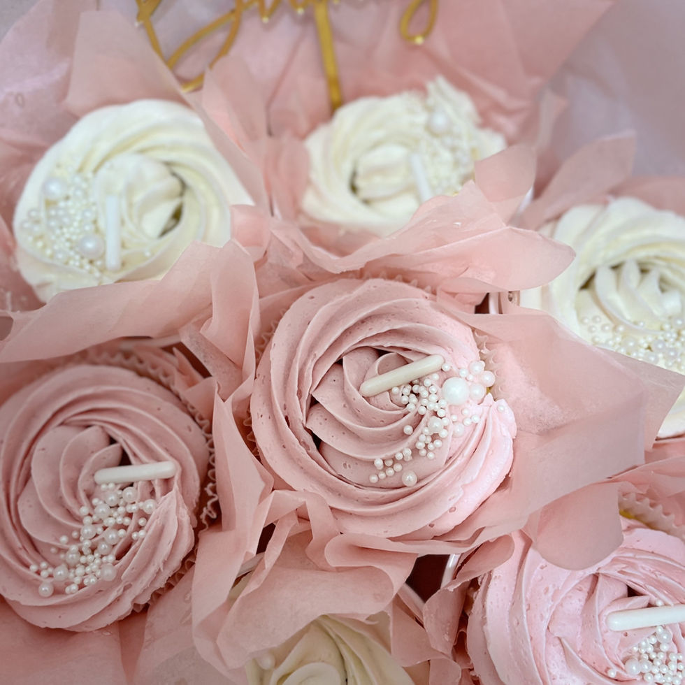 Thumbnail: Blooming Cupcakes Bouquet