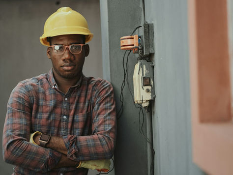 DIY vs Hiring a Handyman: What’s Worth It?