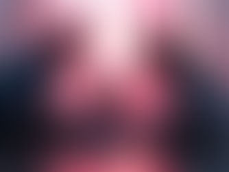 Anne babasıyla puzzle yapan çocuk