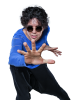 Hoje é dia de live de aniversário de Sandami ex- vocalista do Sambô que relembrará sucessos da sua c