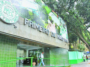 CLube Primeiro de Maio em Santo André comemora 106 anos ao som de Sidney Magal.