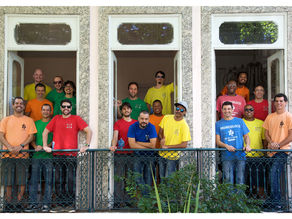 Arraial do Morro da Urca recebe Monobloco Temperatura vai subir em julho com o grupo e convidados