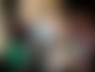 Débora Denecke maquia elenco da peça Circuncisão em Nova York no Teatro Vannucci no Shopping da Gáve