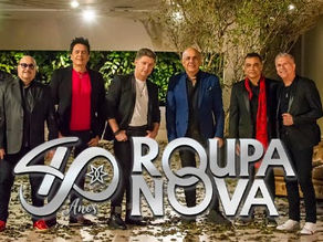 Roupa Nova faz show emocionante de 40 anos sem seu vocalista principal