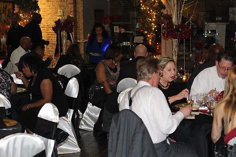 Che Lenaj photography - Delta Christmas party