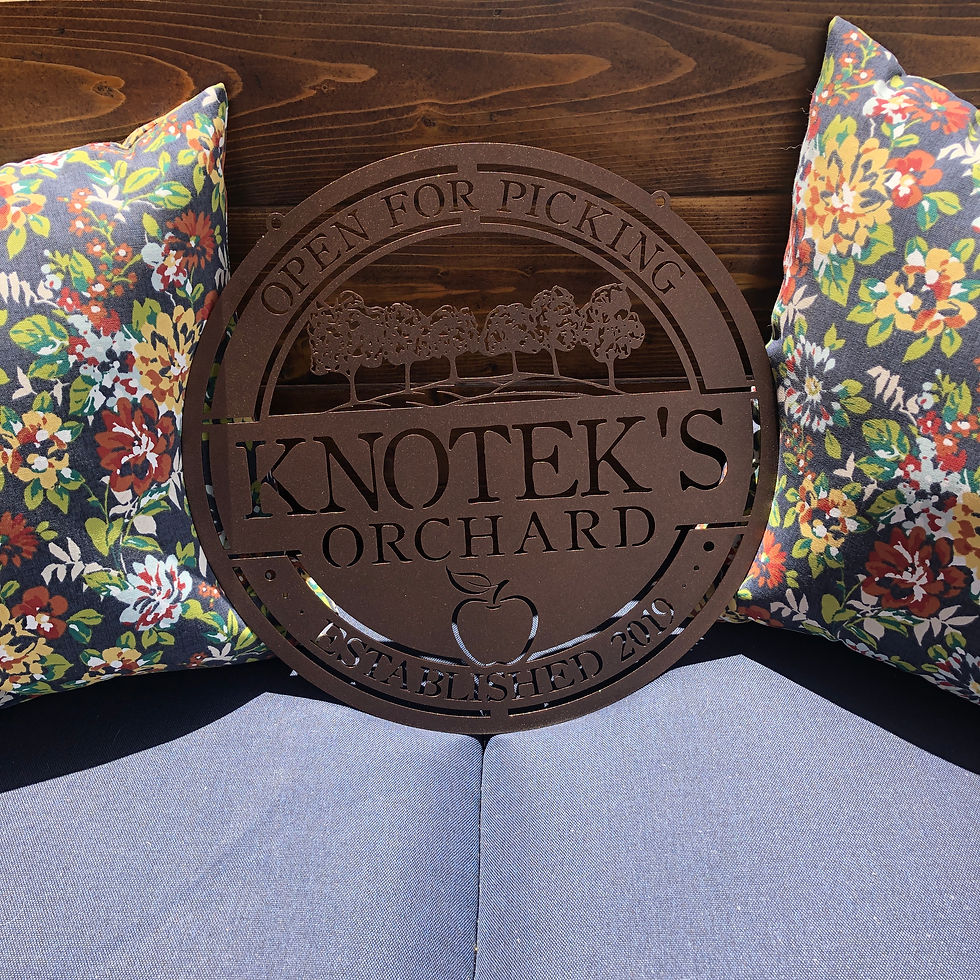 Customized Hanging Metal Orchard Sign