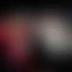 Paula Rosen greets the returning veterans.