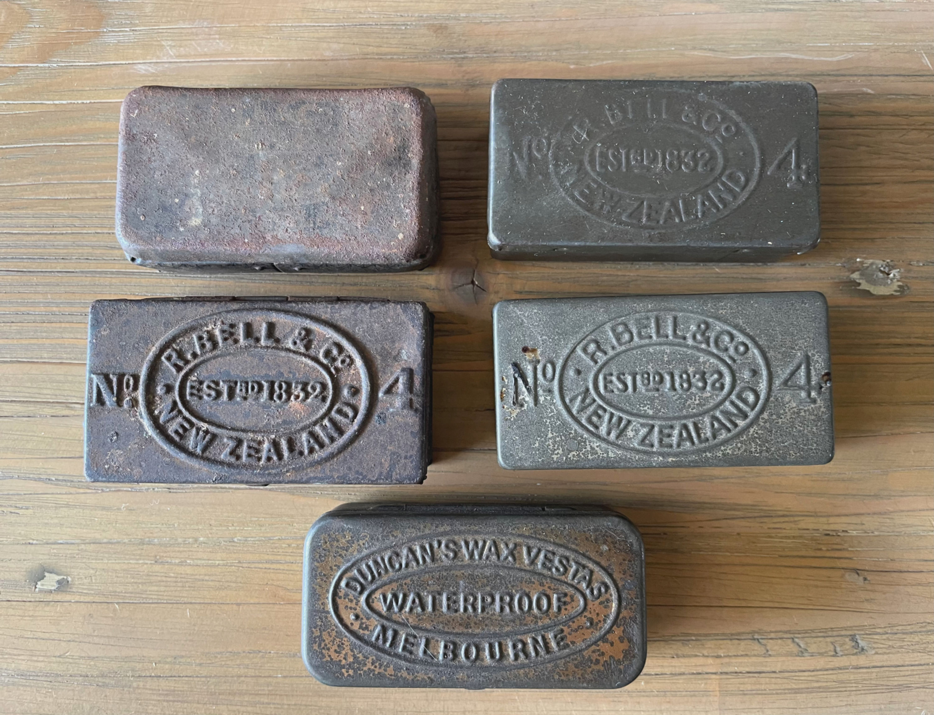 5 vintage vesta tins