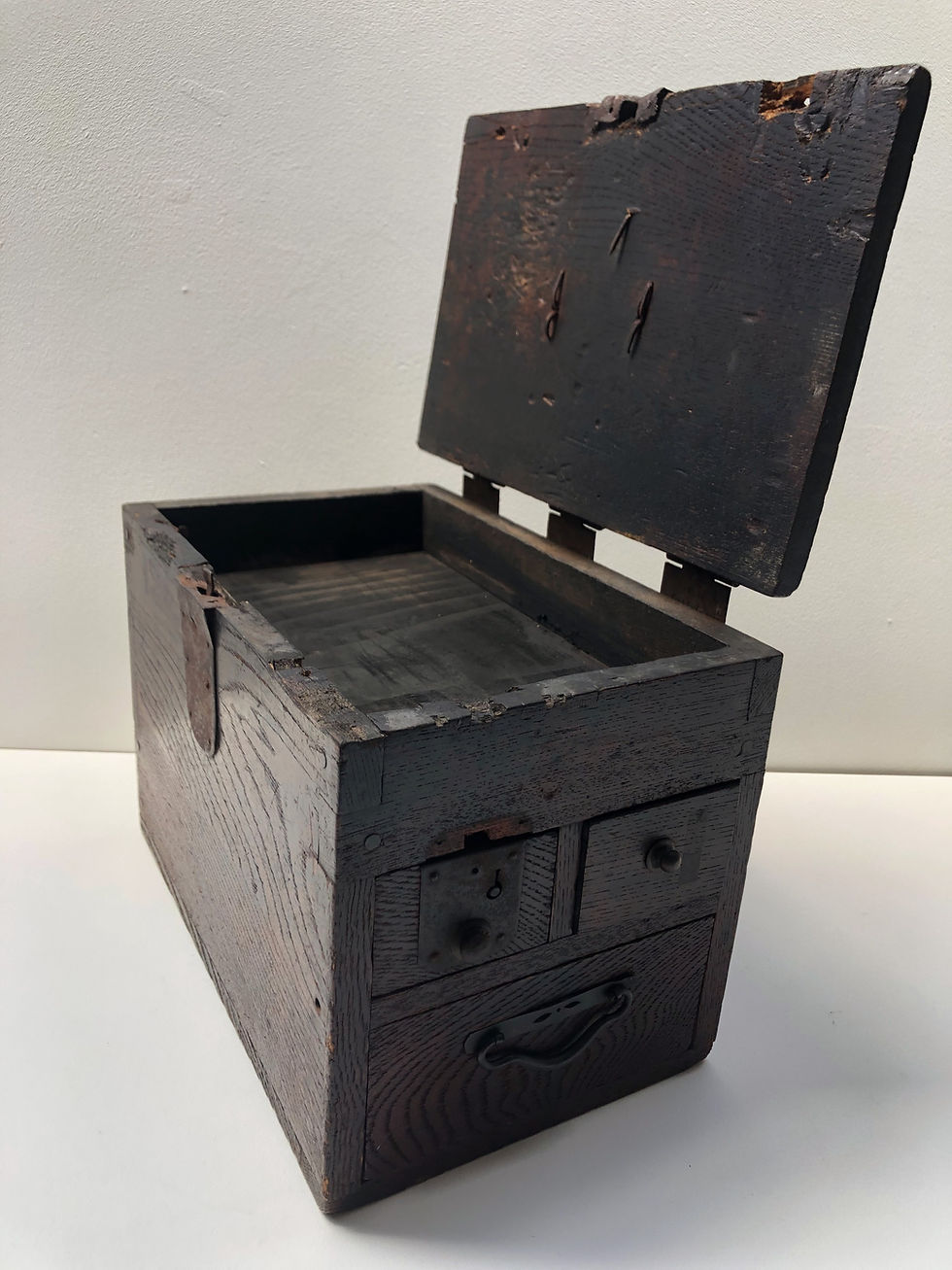 Thumbnail: Japanese Tansu Chest
