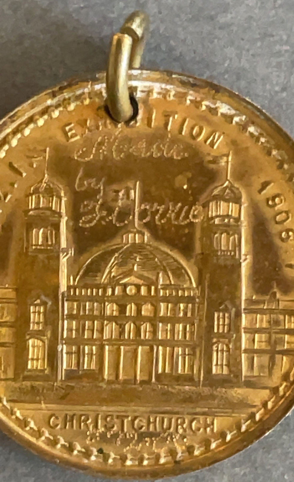 Thumbnail: gold souvenir medal