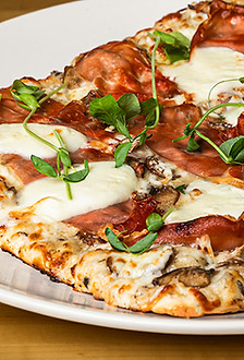 Pizza-Truffe-Bocconcini-web.jpg