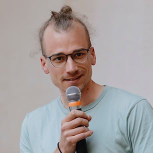 Jens Becker_mittel_2MB.jpg