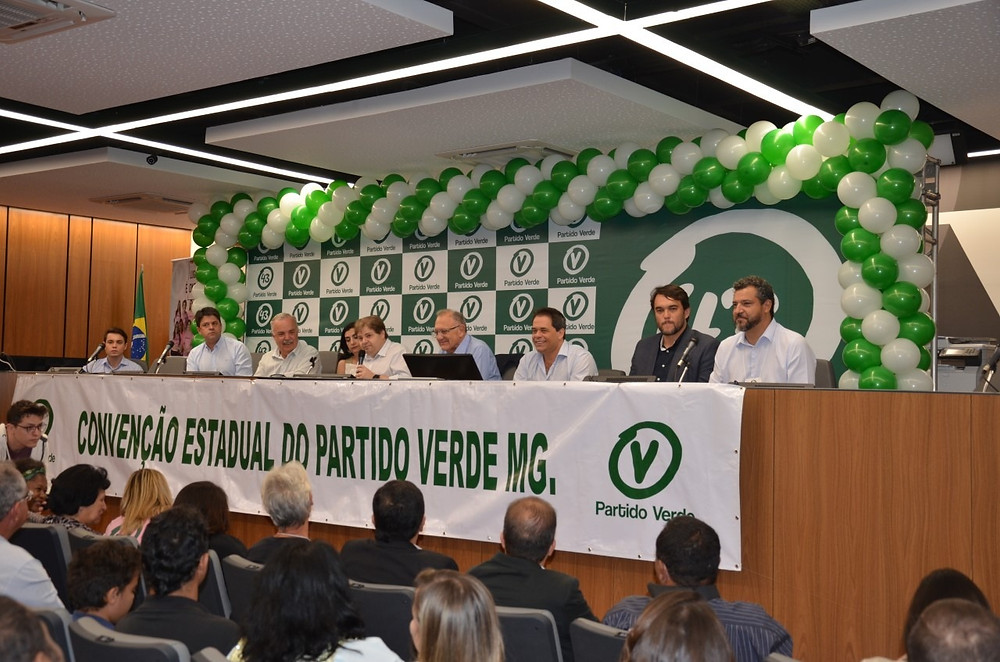 Deputado Glaycon na convenção de seu partido