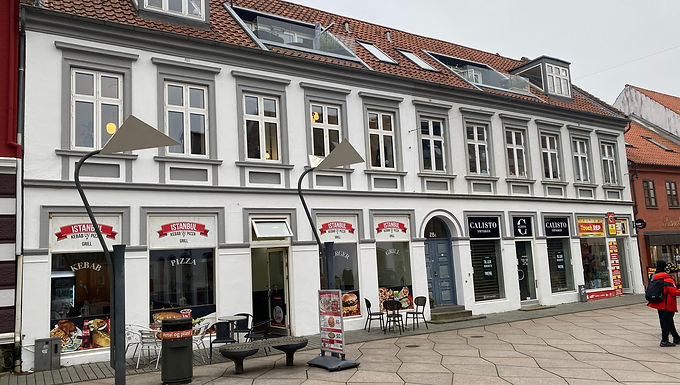 Dæmningen 51 / Nørregade 28