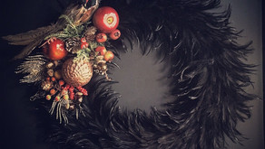Brands We Love - Win a Christmas Wreath by Cassandra King Flowers and Styling