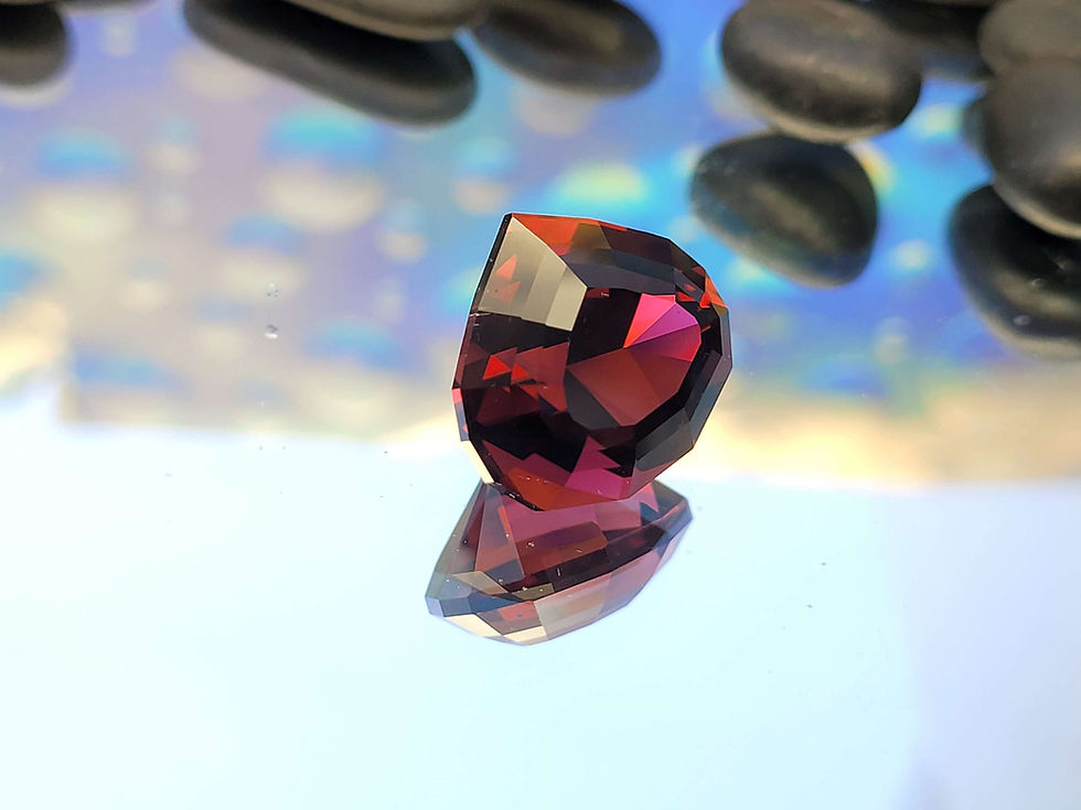 Thumbnail: 14.9ct Deep pink Tourmaline